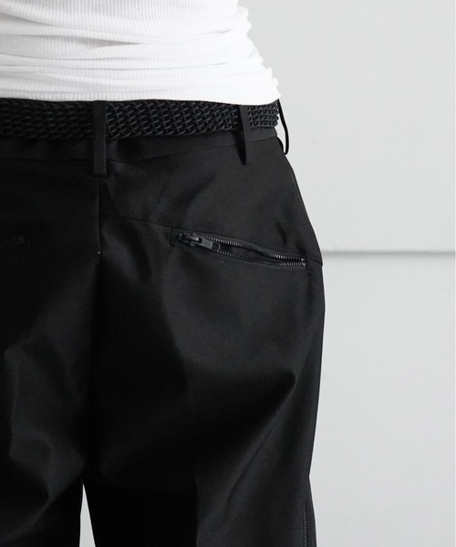 SHIDEN(シデン)の「SHIDEN Zipped pocket trouser - poly serge(スラックス・メンズ・ブラック・SMALL/X-SMALL)」の3枚目の写真