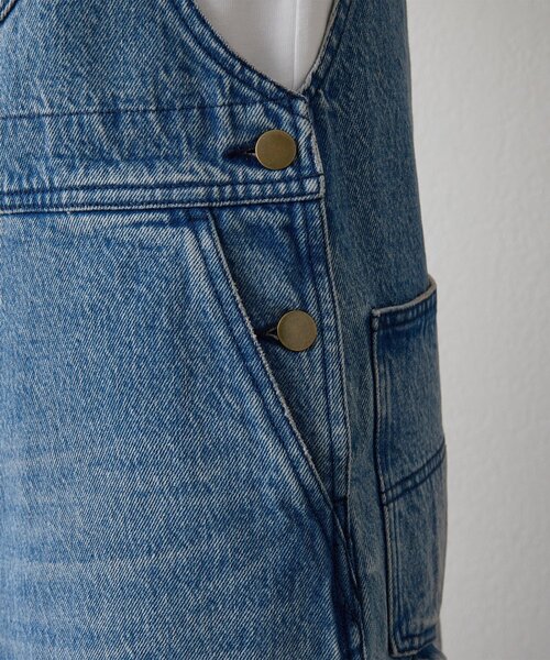 Whim Gazette（ウィムガゼット）の「オーバーオールスカート（ジャンパースカート・レディース・インディゴブルー/キャメル・FREE）」の5枚目の写真