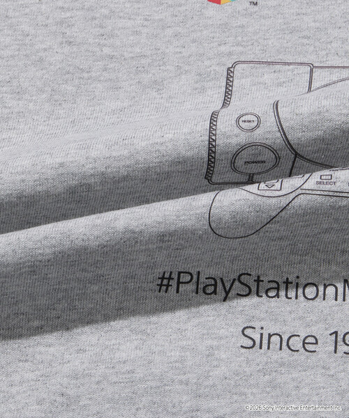 FREAK'S STORE(フリークスストア)の「限定展開 ビッグシルエット ロゴバックプリント クルーネック Tシャツ/PlayStation NEVER STOP(Tシャツ/カットソー・メンズ・ネイビー/スミクロ/杢グレー/ホワイト・SMALL/LARGE/MEDIUM)」の6枚目の写真