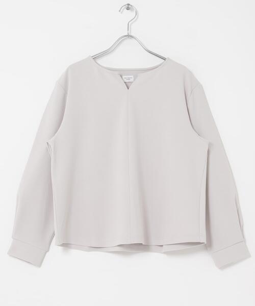 URBAN RESEARCH DOORS(アーバンリサーチドアーズ)の「『UR TECH』スリットネックプルオーバー|春服/キレイめ/オフィスカジュアル/通勤(シャツ/ブラウス・レディース・ネイビー/アイボリー/ライトブルー・FREE)」の11枚目の写真