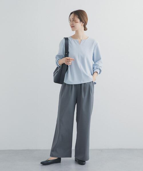 URBAN RESEARCH DOORS(アーバンリサーチドアーズ)の「『UR TECH』スリットネックプルオーバー|春服/キレイめ/オフィスカジュアル/通勤(シャツ/ブラウス・レディース・ネイビー/アイボリー/ライトブルー・FREE)」の19枚目の写真