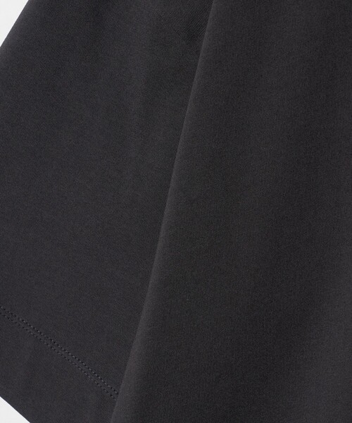 SLOANE(スローン)の「<SLOANE>ドロップショルダー ビッグ Tシャツ(Tシャツ/カットソー・レディース・ダークグレー/ホワイト・3)」の6枚目の写真