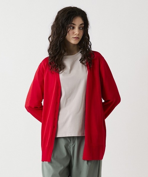 leswel(レスウェル)の「【M/L】【UVカット/接触冷感/ウォッシャブル】ハイゲージニットVネックカーディガン(カーディガン/ボレロ・レディース・ブルー/グレー/オフホワイト/レッド・L/M)」の4枚目の写真