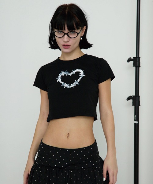 Heart Tattoo(ハートタトゥー)の「Heart Logo Paint T-shirt / ハートロゴペイントTシャツ(Tシャツ/カットソー・レディース・ブラック・S/M)」の7枚目の写真