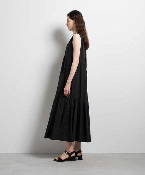 LANVIN en Bleu(ランバンオンブルー)の「エアリータフタギャザーワンピース(ワンピース・レディース・ライトカーキ/ブラック・38/36)」の12枚目の写真