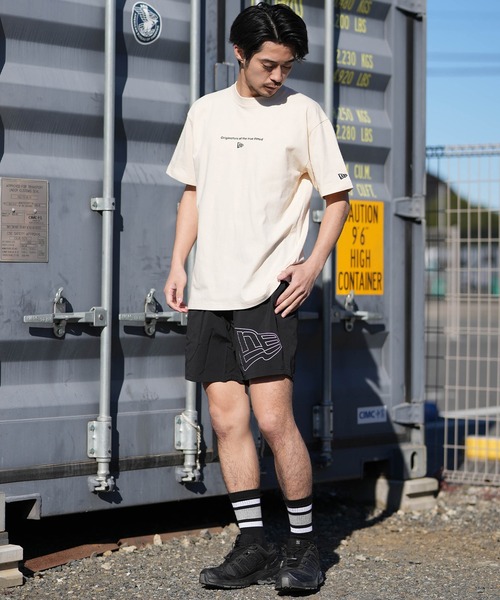 NEW ERA(ニューエラ)の「NEW ERA/ニューエラ ハーフパンツ ショートパンツ ショーツ ストレッチ ナイロン ビッグフラッグロゴ パフォーマンスアパレル 撥水 14744515(その他パンツ・メンズ・ブラック・XXL/M/L/XL)」の7枚目の写真