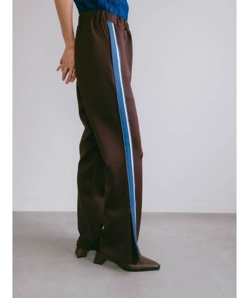 Ruh Dhan(ルーダン)の「Line Track Pants(その他パンツ・レディース・ブラウン/ブラック/アイボリー・FREE)」の8枚目の写真