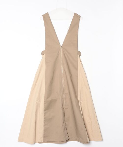 UNIVERSAL OVERALL（ユニバーサルオーバーオール）の「UNIVERSAL OVERALL/TWILL JUMPER SKIRT（ジャンパースカート・レディース・ブラック/ベージュ・FREE）」の2枚目の写真