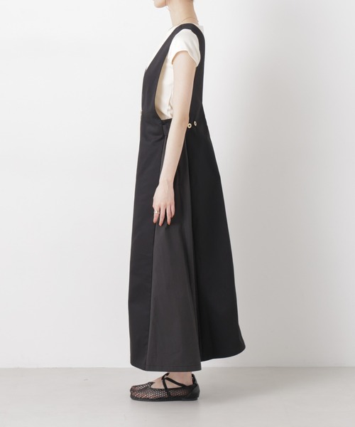 UNIVERSAL OVERALL（ユニバーサルオーバーオール）の「UNIVERSAL OVERALL/TWILL JUMPER SKIRT（ジャンパースカート・レディース・ブラック/ベージュ・FREE）」の12枚目の写真