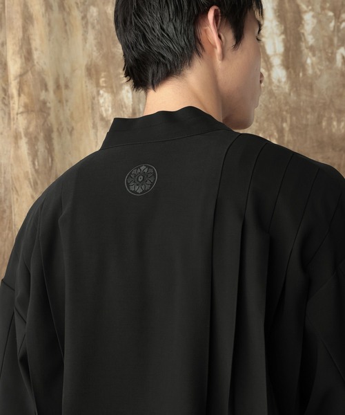 HARE(ハレ)の「【NARRIL】Judo-Style V-NECK PULLOVER(Tシャツ/カットソー・メンズ・ブラック・MEDIUM/SMALL)」の5枚目の写真