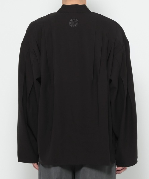 HARE(ハレ)の「【NARRIL】Judo-Style V-NECK PULLOVER(Tシャツ/カットソー・メンズ・ブラック・MEDIUM/SMALL)」の14枚目の写真