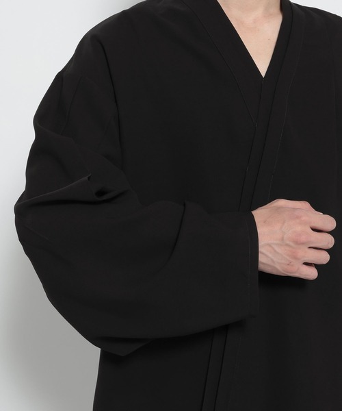 HARE(ハレ)の「【NARRIL】Judo-Style V-NECK PULLOVER(Tシャツ/カットソー・メンズ・ブラック・MEDIUM/SMALL)」の16枚目の写真