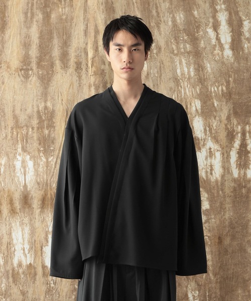 HARE(ハレ)の「【NARRIL】Judo-Style V-NECK PULLOVER(Tシャツ/カットソー・メンズ・ブラック・MEDIUM/SMALL)」の2枚目の写真