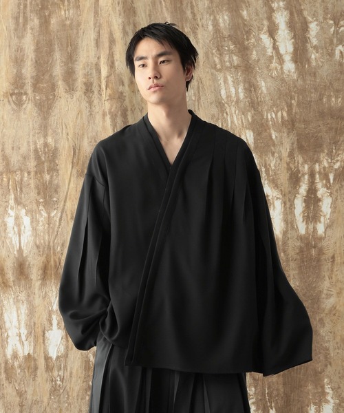 HARE(ハレ)の「【NARRIL】Judo-Style V-NECK PULLOVER(Tシャツ/カットソー・メンズ・ブラック・MEDIUM/SMALL)」の3枚目の写真