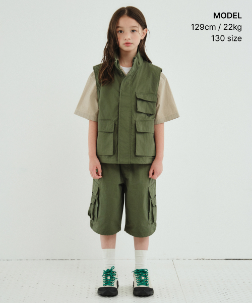 MUSINSA STANDARD KIDS（ムシンサスタンダードキッズ）の「[シティレジャー] CNマルチポケットベスト [カーキ]（ベスト・レディース・その他・110/120/130/140/150/160）」の3枚目の写真