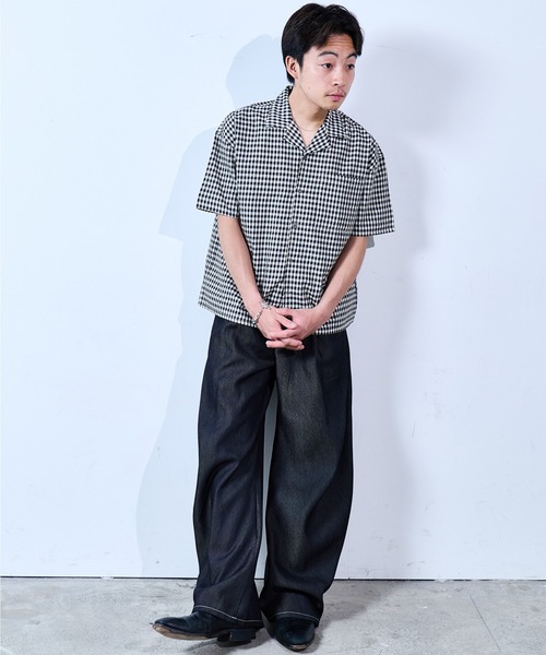 SINSS(シンス)の「Side tuck curve denim / サイドタックカーブデニム(デニムパンツ・メンズ・ブラック/インディゴブルー・LARGE/MEDIUM/SMALL/X-SMALL)」の4枚目の写真