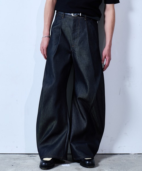 SINSS(シンス)の「Side tuck curve denim / サイドタックカーブデニム(デニムパンツ・メンズ・ブラック/インディゴブルー・LARGE/MEDIUM/SMALL/X-SMALL)」の20枚目の写真