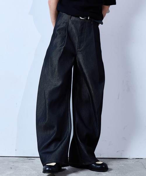 SINSS(シンス)の「Side tuck curve denim / サイドタックカーブデニム(デニムパンツ・メンズ・ブラック/インディゴブルー・LARGE/MEDIUM/SMALL/X-SMALL)」の22枚目の写真