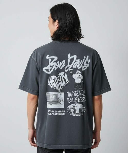 BEN DAVIS（ベンデイビス）の「【BEN DAVIS/ベンデイビス】【こなれヴィンテージ感】パウダーブリーチ Tシャツ 綿100% 古着風加工 バックプリント ストリート ユニセックス（Tシャツ/カットソー・メンズ・レッド系その他2/ブラック系その他/ブラック系その他2/グレー系その他/ブラウン系その他2/ブルー系その他・MEDIUM/X-LARGE/SMALL/LARGE）」の2枚目の写真