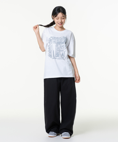 MOZMOZ（モズモズ）の「キャッジピーティー オーバーサイズ グラフィック 半袖Tシャツ ホワイト（Tシャツ/カットソー・レディース・その他・M/XL/XXL）」の4枚目の写真