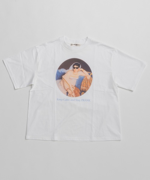 PRANK PROJECT(プランクプロジェクト)の「Keep Calm and Stay プリントTシャツ / Art Graphic Oversized T-shirt(Tシャツ/カットソー・レディース・ホワイト/ブラック・FREE)」の4枚目の写真