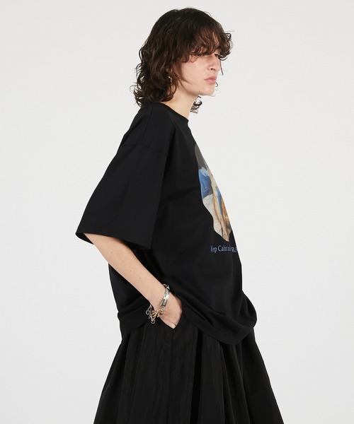 PRANK PROJECT(プランクプロジェクト)の「Keep Calm and Stay プリントTシャツ / Art Graphic Oversized T-shirt(Tシャツ/カットソー・レディース・ホワイト/ブラック・FREE)」の14枚目の写真