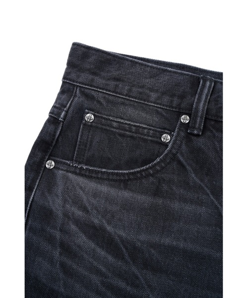 SUPPLIER(サプライヤー)の「デニムパンツ|Multiple Cross Leather Patch Baggy Denim|SUPPLIER(デニムパンツ・メンズ・ブラック/インディゴブルー・X-LARGE/LARGE/MEDIUM/SMALL)」の5枚目の写真