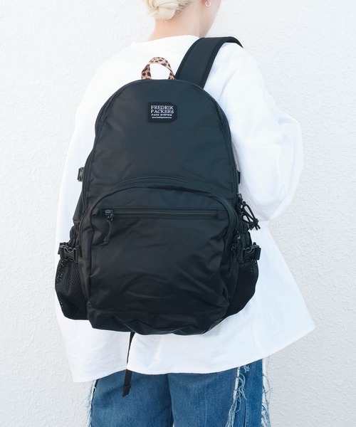 FREDRIK PACKERS(フレドリックパッカーズ)の「【別注】【FREDRIK PACKERS/フレドリックパッカーズ】マザーズバッグ 210D DAY PACK TIPI ゼブラ レオパード(バックパック/リュック・レディース・レオパード/ゼブラ・FREE)」の5枚目の写真