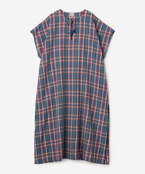 Bshop(ビショップ)の「INDIA INDUSTRY | マドラスチェック カフタンワンピース WOMEN(ワンピース・レディース・ブルー系その他/グレー系その他・1)」の2枚目の写真
