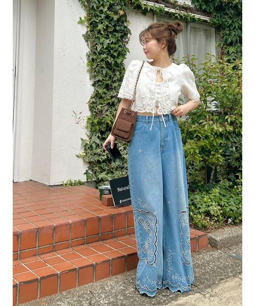 LILY BROWN（リリーブラウン）の「カットワークパネルレースジャケット（ノーカラージャケット・レディース・ホワイト/ブラック/ライトブルー・F）」の19枚目の写真