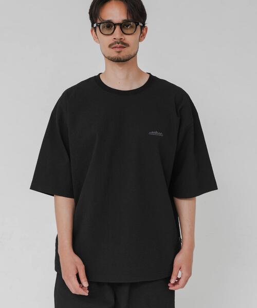 THOUSAND MILE(サウザンドマイル)の「『吸水速乾/UVカット』『別注』THOUSAND MILE×URBAN RESEARCH WASHER CODE T-SHIRTS(Tシャツ/カットソー・メンズ・チャコールグレー/ブラック/ストライプ・SMALL/MEDIUM/LARGE)」の11枚目の写真