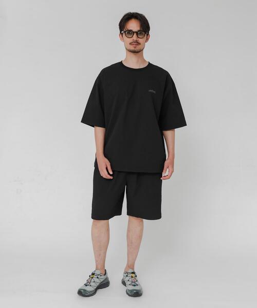 THOUSAND MILE(サウザンドマイル)の「『吸水速乾/UVカット』『別注』THOUSAND MILE×URBAN RESEARCH WASHER CODE T-SHIRTS(Tシャツ/カットソー・メンズ・チャコールグレー/ブラック/ストライプ・SMALL/MEDIUM/LARGE)」の12枚目の写真