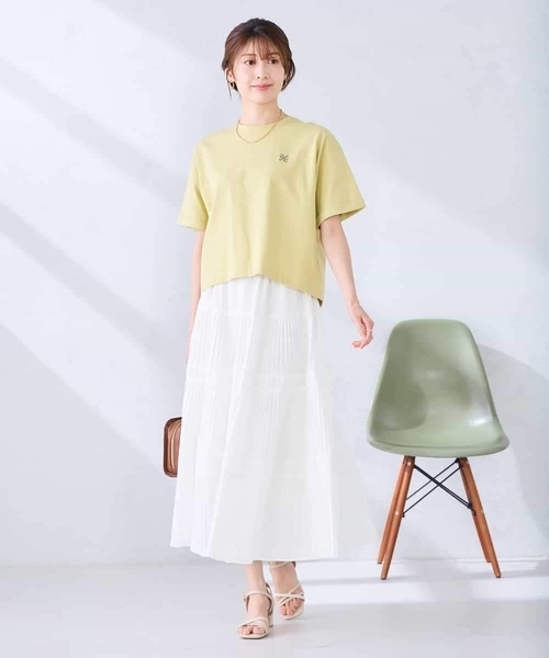 a.v.v(アーヴェヴェ)の「大人のクロップド刺繍Tシャツ【UVカット・接触冷感】(Tシャツ/カットソー・レディース・クリーム/アイボリー/グリーン/ホワイト/ネイビー・38/36/40)」の22枚目の写真