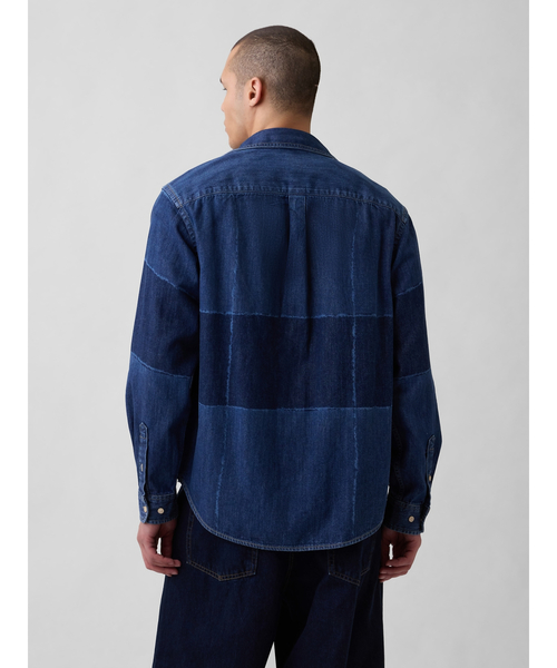 GAP(ギャップ)の「Gap × Sean Wotherspoon パッチワークデニムオーバーシャツ(シャツ/ブラウス・メンズ・インディゴブルー・M/L/XS/S/XL)」の11枚目の写真