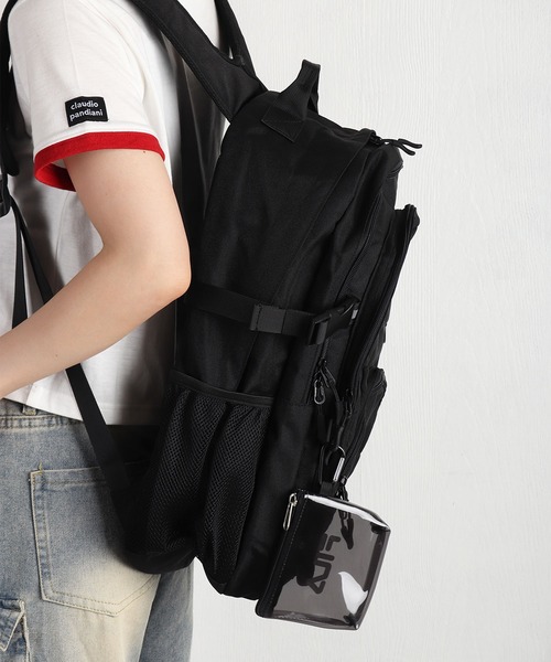 FILA(フィラ)の「FILA フィラ クリアポーチ付き スクールリュック 約30L 大容量 A4収納 PC収納 多機能(バックパック/リュック・メンズ・ブラック・FREE)」の5枚目の写真
