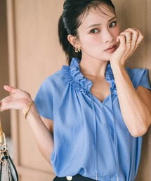 【尾崎紗代子さん着用】ギャザーリボンブラウス
