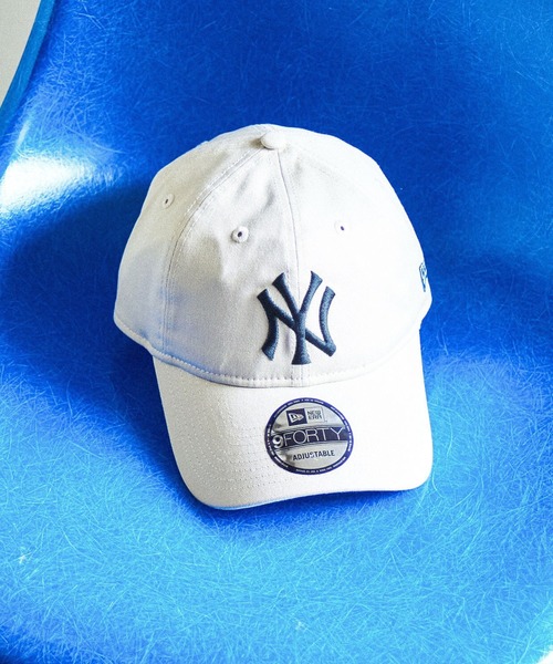 NEW ERA(ニューエラ)の「【ROSE BUD別注】(NEW ERA)9FORTY(キャップ・レディース・グレー/ブラウン/バーガンディー・ONE SIZE)」の2枚目の写真