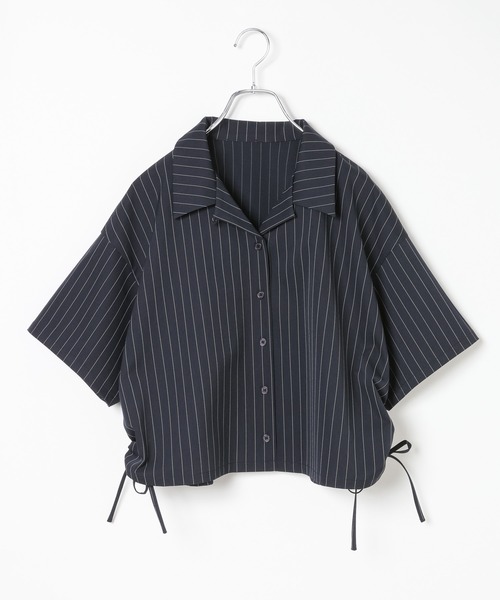 PAGEBOY(ページボーイ)の「【イージーケア/接触冷感/UVカット/セットアップ対応】シフトセットドロストショートシャツ(シャツ/ブラウス・レディース・ネイビー系/グレー系その他/ブラック・FREE)」の16枚目の写真