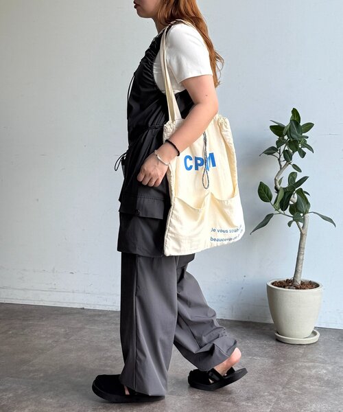 CPCM（シーピーシーエム）の「【2点セット】ストレッチナイロンパッカブルサロペ（つなぎ/オールインワン・レディース・ブラック/ベージュ/チャコールグレー・FREE）」の18枚目の写真