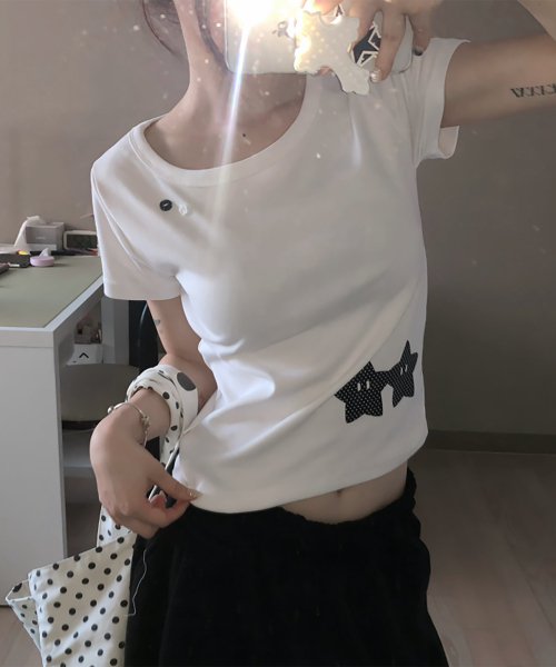 FUZZY SCAN(ファジスキャン)の「ボタンホールドハンドスタースリム半袖(Tシャツ/カットソー・レディース・ホワイト・ONE SIZE)」の5枚目の写真
