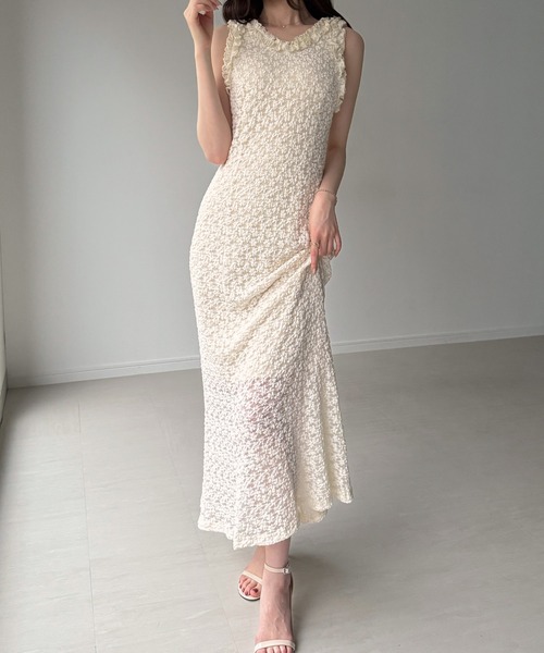 junoah(ジュノア)の「カットレースフリルノースリーブワンピース(ワンピース・レディース・アイボリー/ブラック・MEDIUM/SMALL/LARGE)」の3枚目の写真
