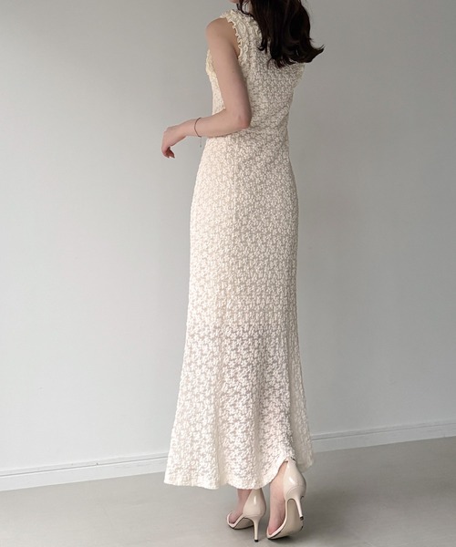 junoah(ジュノア)の「カットレースフリルノースリーブワンピース(ワンピース・レディース・アイボリー/ブラック・MEDIUM/SMALL/LARGE)」の6枚目の写真