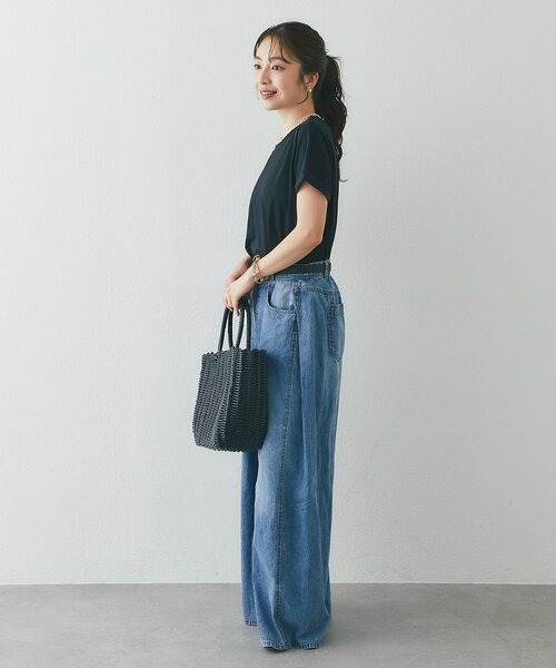 La boutique BonBon(ラブティックボンボン)の「【涼しいデニム】綿麻カーブデニムパンツ(その他パンツ・レディース・サックスブルー・2/1)」の19枚目の写真