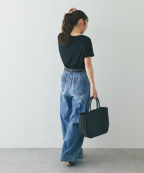 La boutique BonBon(ラブティックボンボン)の「【涼しいデニム】綿麻カーブデニムパンツ(その他パンツ・レディース・サックスブルー・2/1)」の18枚目の写真