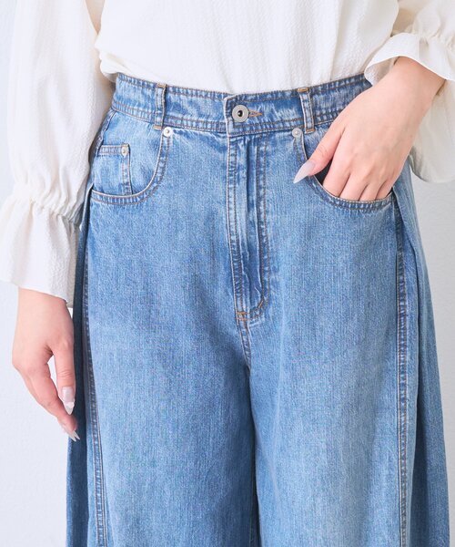 La boutique BonBon(ラブティックボンボン)の「【涼しいデニム】綿麻カーブデニムパンツ(その他パンツ・レディース・サックスブルー・2/1)」の14枚目の写真