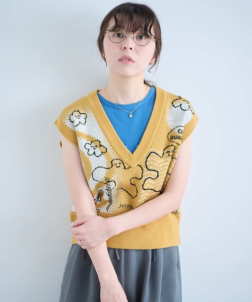 I am I in fact...（アイアムアイインファクト）の「JOI2DA VEST（ニット/セーター・レディース・ベージュ・FREE）」の2枚目の写真