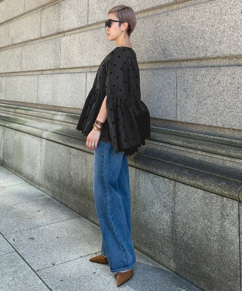 JENNE(ジェンヌ)の「ドットエアリーシフォントップス(その他トップス・レディース・ホワイト/ブラック・MEDIUM/LARGE/SMALL)」の6枚目の写真