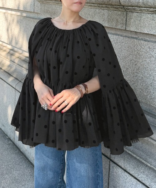 JENNE(ジェンヌ)の「ドットエアリーシフォントップス(その他トップス・レディース・ホワイト/ブラック・MEDIUM/LARGE/SMALL)」の10枚目の写真