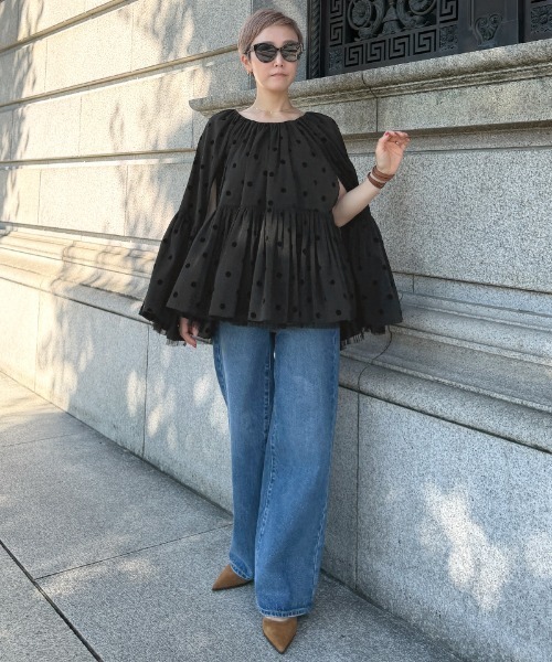 JENNE(ジェンヌ)の「ドットエアリーシフォントップス(その他トップス・レディース・ホワイト/ブラック・MEDIUM/LARGE/SMALL)」の12枚目の写真