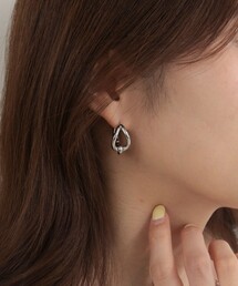 ステンレス涙フレームピアス